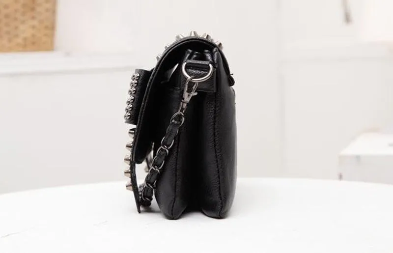 Fashion Women Black Leather Messenger Bags Fashion Vintage Messenger Cool Skull Rivets Shoulder Bags