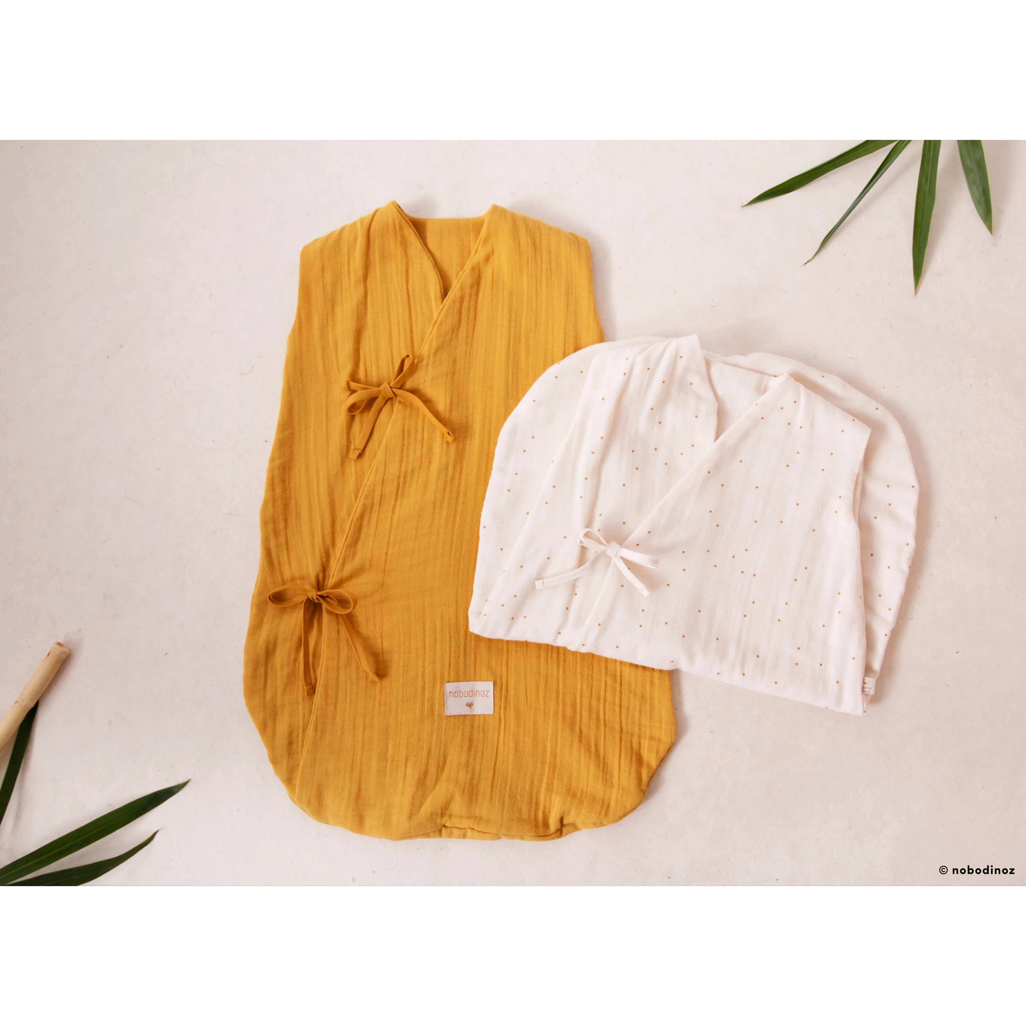 nobodinoz Summer Sleeping Bag Dreamy Gold Stella/White